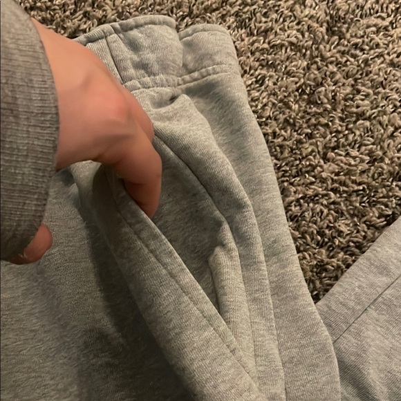 Nike Men's Light Gray Sweatpants - Picture 3 of 7